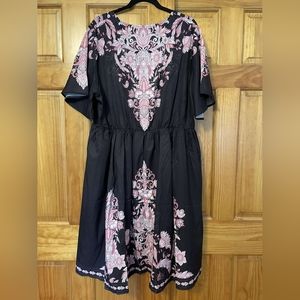 DONATING SOON NwT BloomChic Dress